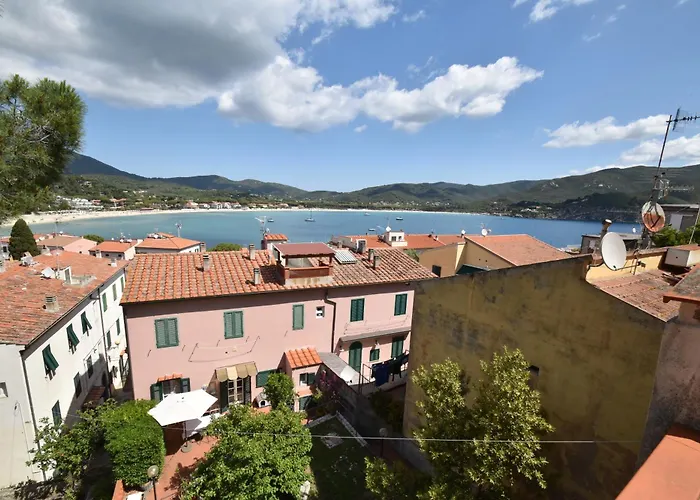 Trilocale Acquamarina - Terrazza Vista Mare, Clima E Posto Auto Marina di Campo